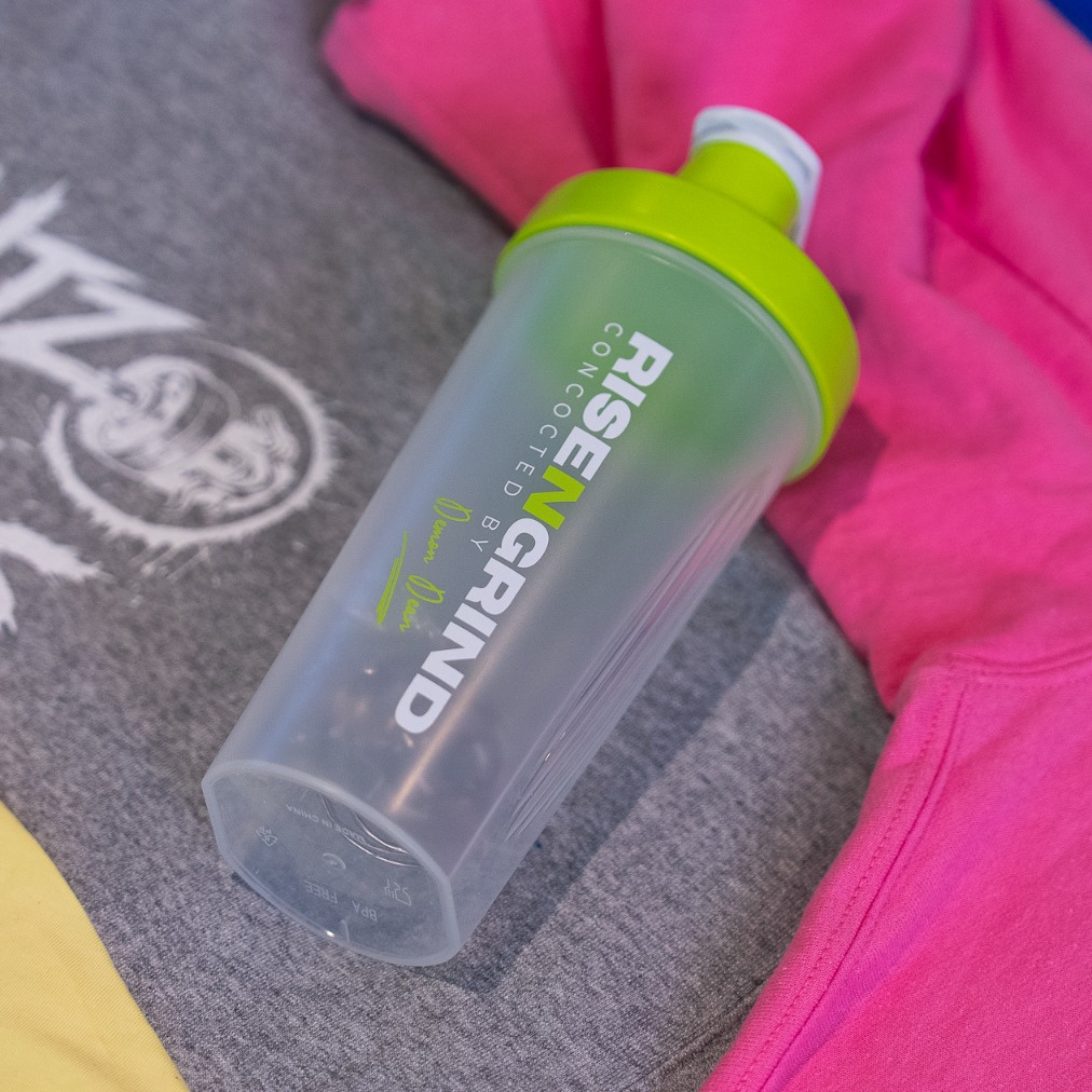 RISENGRIND Shaker Bottle